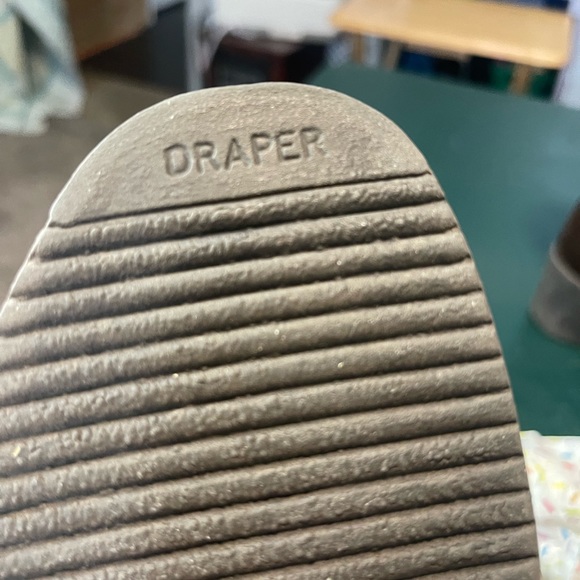 Women’s size 7 knee high boots by Richard Draper - Picture 7 of 10